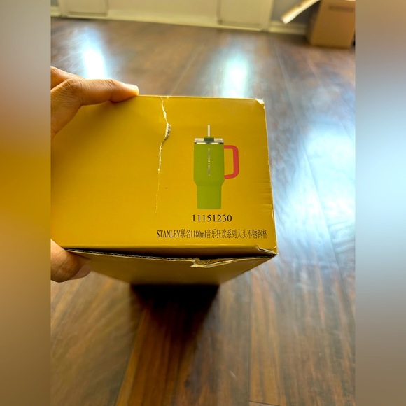 Stanley x‎ Starbucks 40 oz Tumbler Green & Flamingo Pink - New with Box - Picture 8 of 8